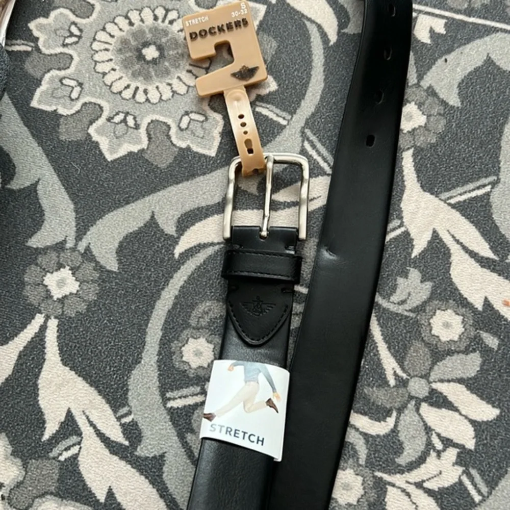 Dockers belt, new black small stretch
